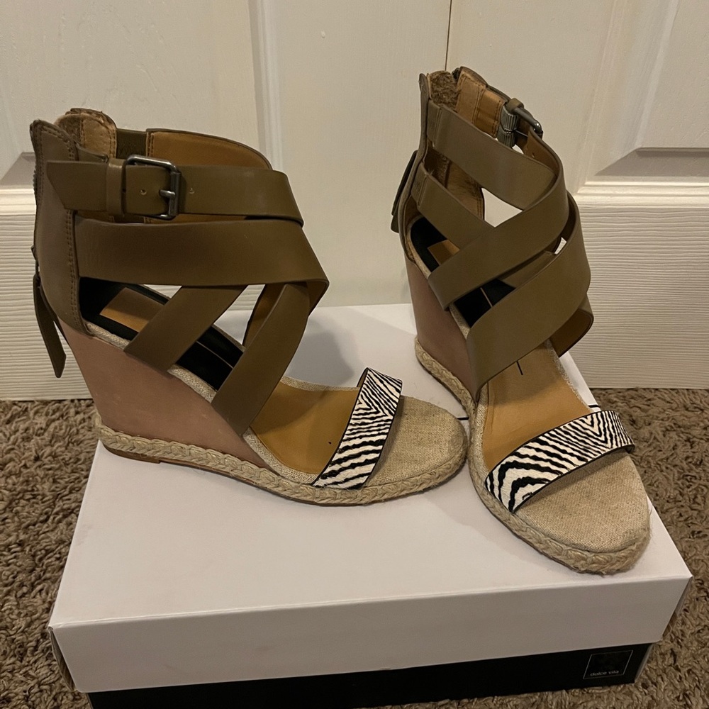 Dolce Vita Tan, Olive green and Black Wedge Sandals